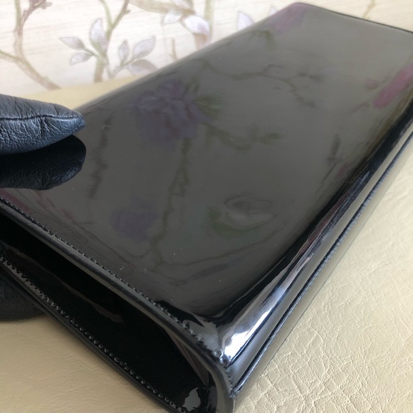 SOLD Authentic YSL Saint Laurent Cassandre Clutch - Picture 6 of 8